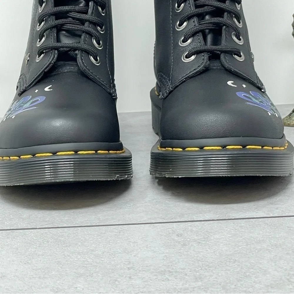 Dr martens 1490 Mystic Garden RARE Blue Floral Doc Martens - Picture 6 of 13